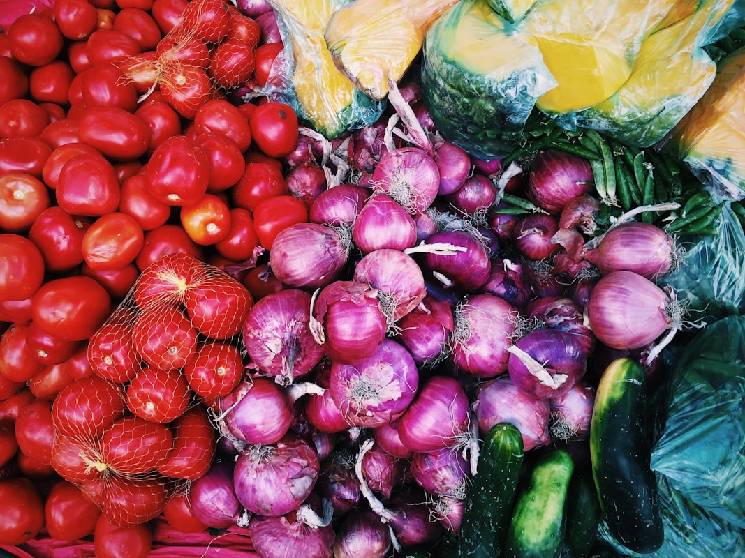 Alimenti antiossidanti colorati ricchi di nutrienti